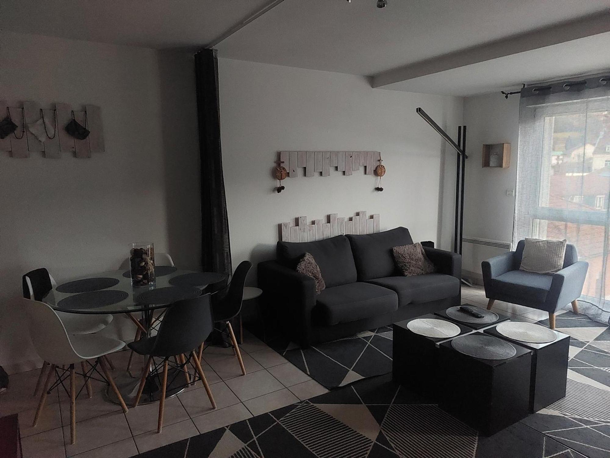 Apartment Primavera. Les Logis Mansardes *